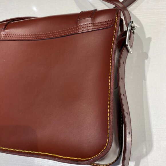 Dr. Martens 11 Inch Leather Satchel Messenger Bag Brown - Picture 3 of 8
